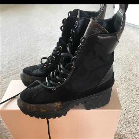 louis vuitton sperone dupe|louis vuitton dupe boots.